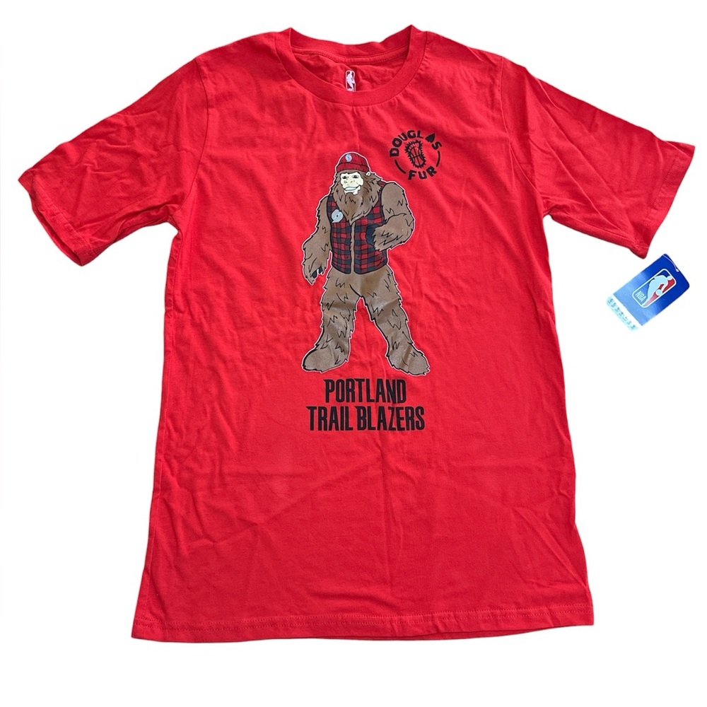 Portland Trail Blazers Portland Douglas Fur Red T-Shirt Youth XL Sz 18/20 NWT